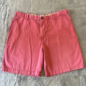 IZOD Men's Chino Shorts Size 38 Cotton Flat Front 4 Pocket Zip Fly Faded Red EUC